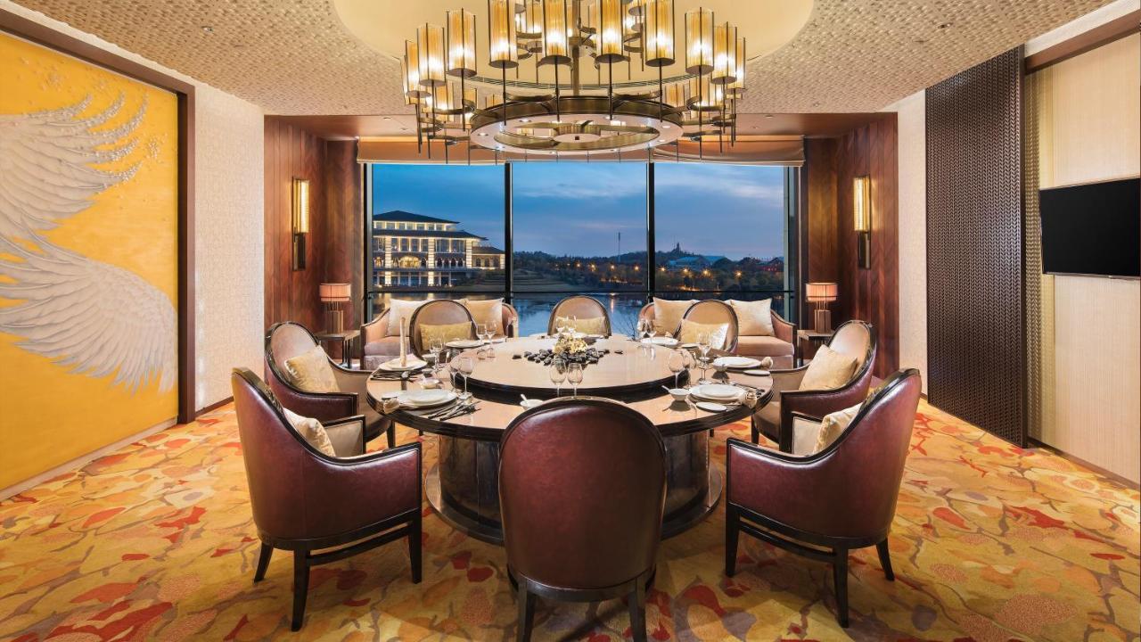 Intercontinental Nantong By Ihg-Best View Of Yangtze Exterior photo
